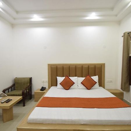 Hotel Atlantic Alwar Exterior foto