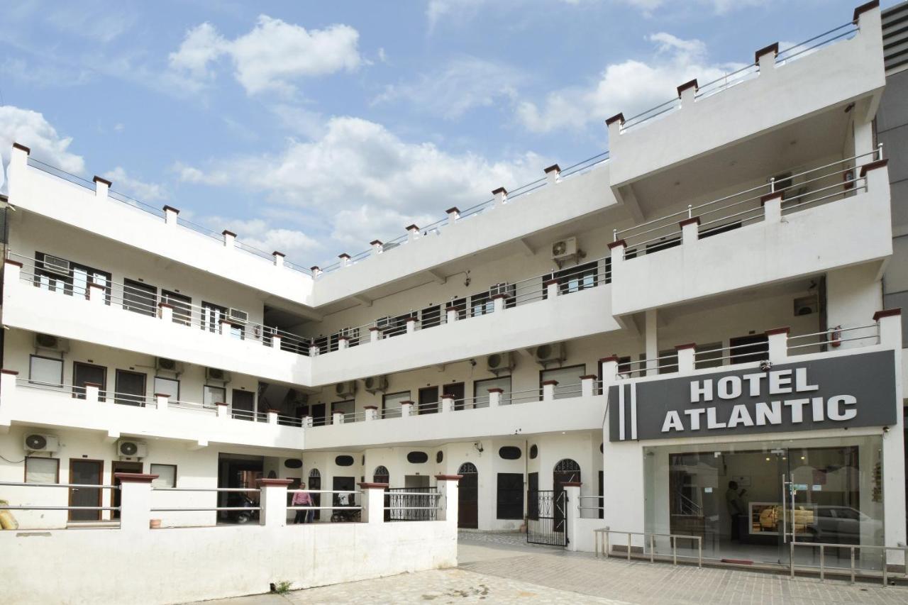 Hotel Atlantic Alwar Exterior foto